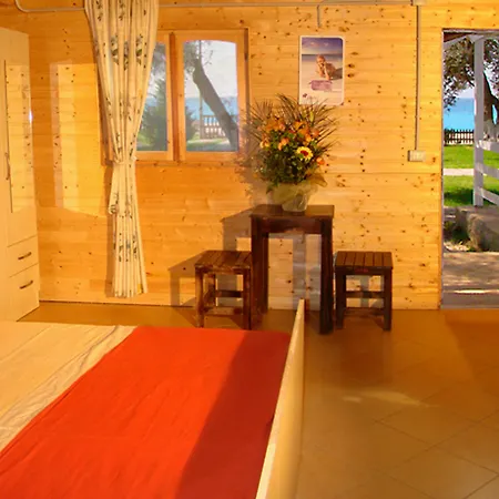 Fishop At Altea Lodge Dhermi